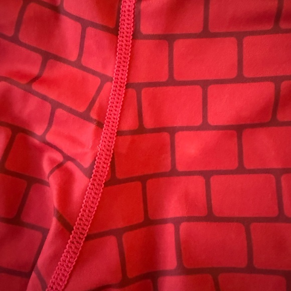 Blackmilk Super Mario Bros leggings - medium NWT - Picture 5 of 5